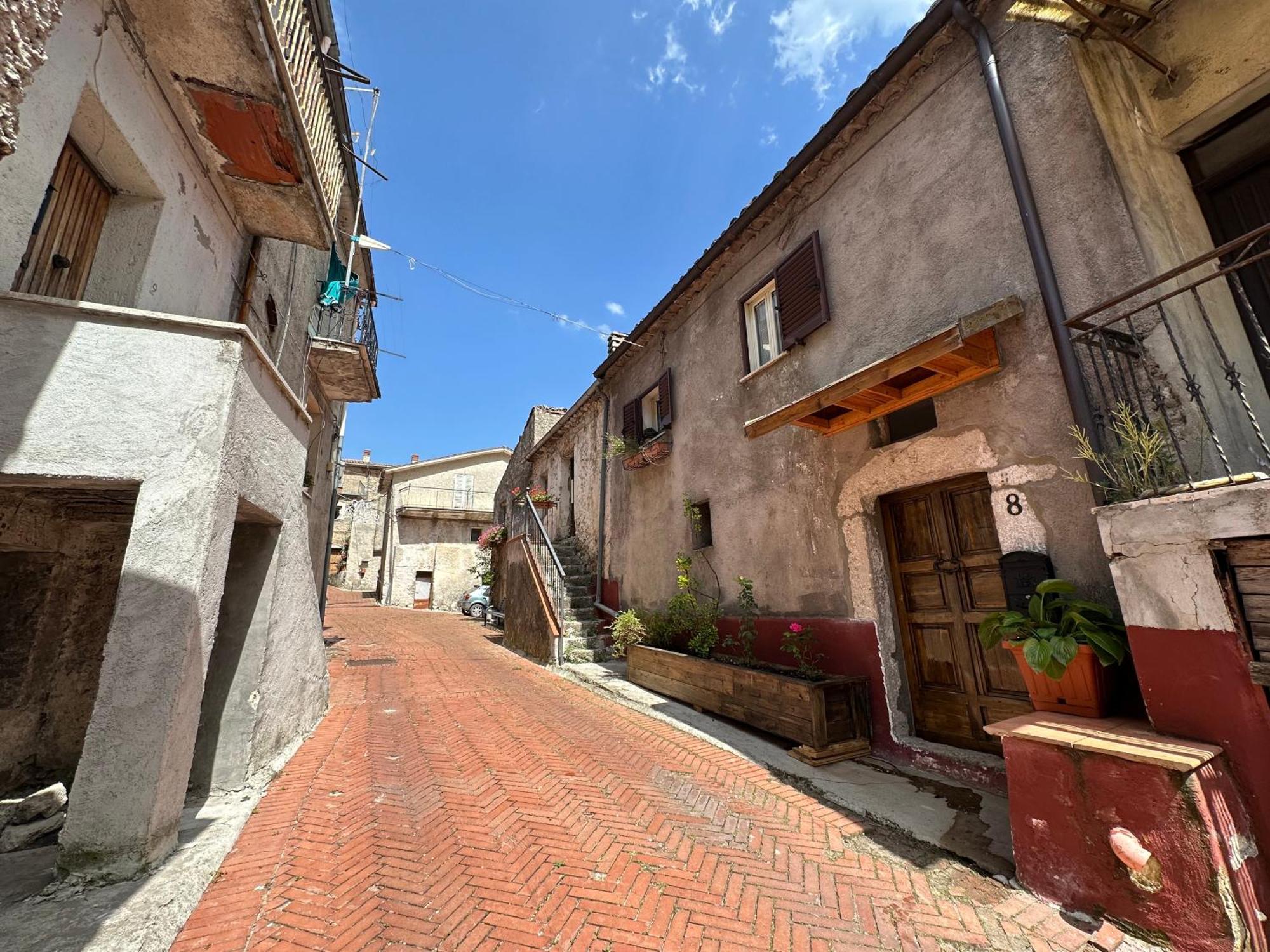 Mariella Vernile Civitella Roveto Exterior photo